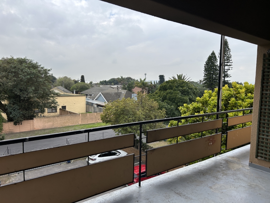 1 Bedroom Property for Sale in Loumar Western Cape